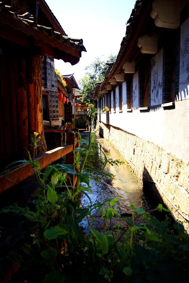 时光的诗篇 建水镇,一座深藏于云南红河哈尼族彝族自治州建水县的古镇