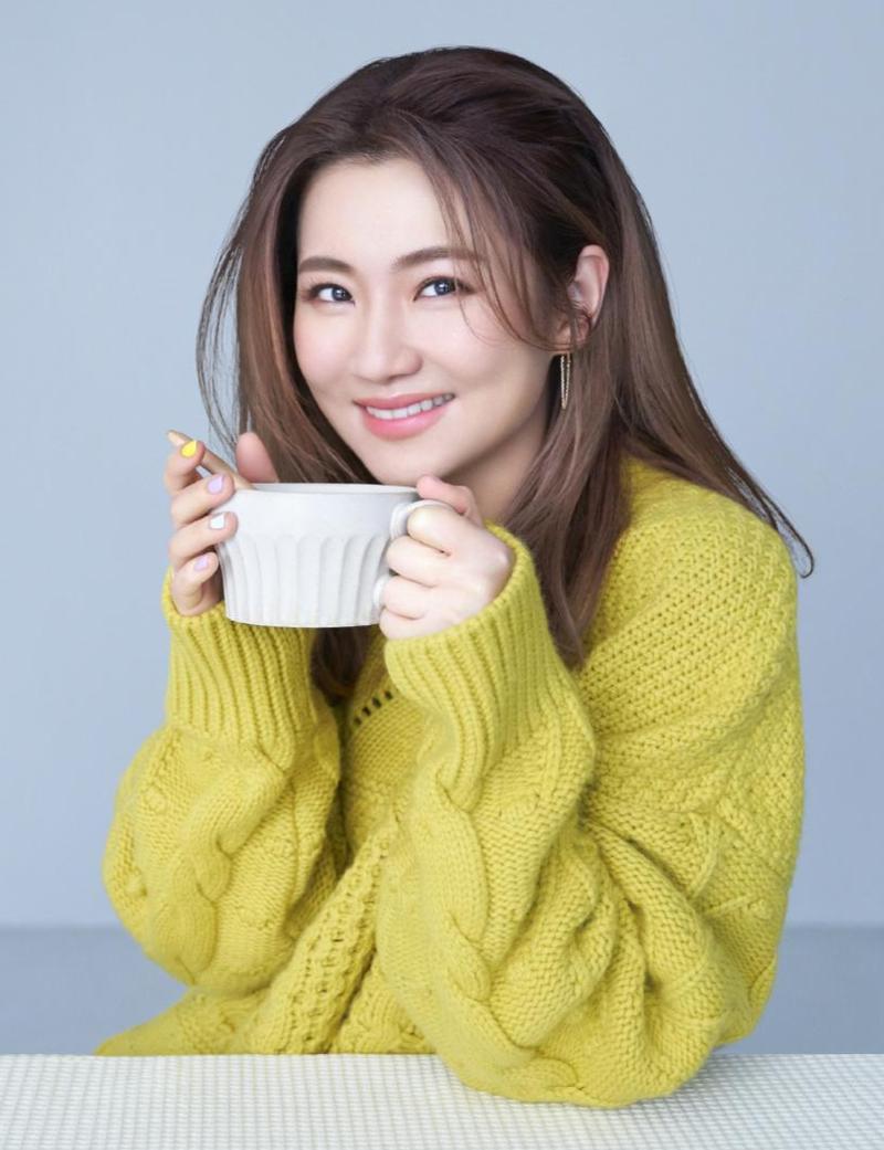 辣妈selina的全职妈妈日常 任家萱是一位坚强的辣妈,现在是一位全职