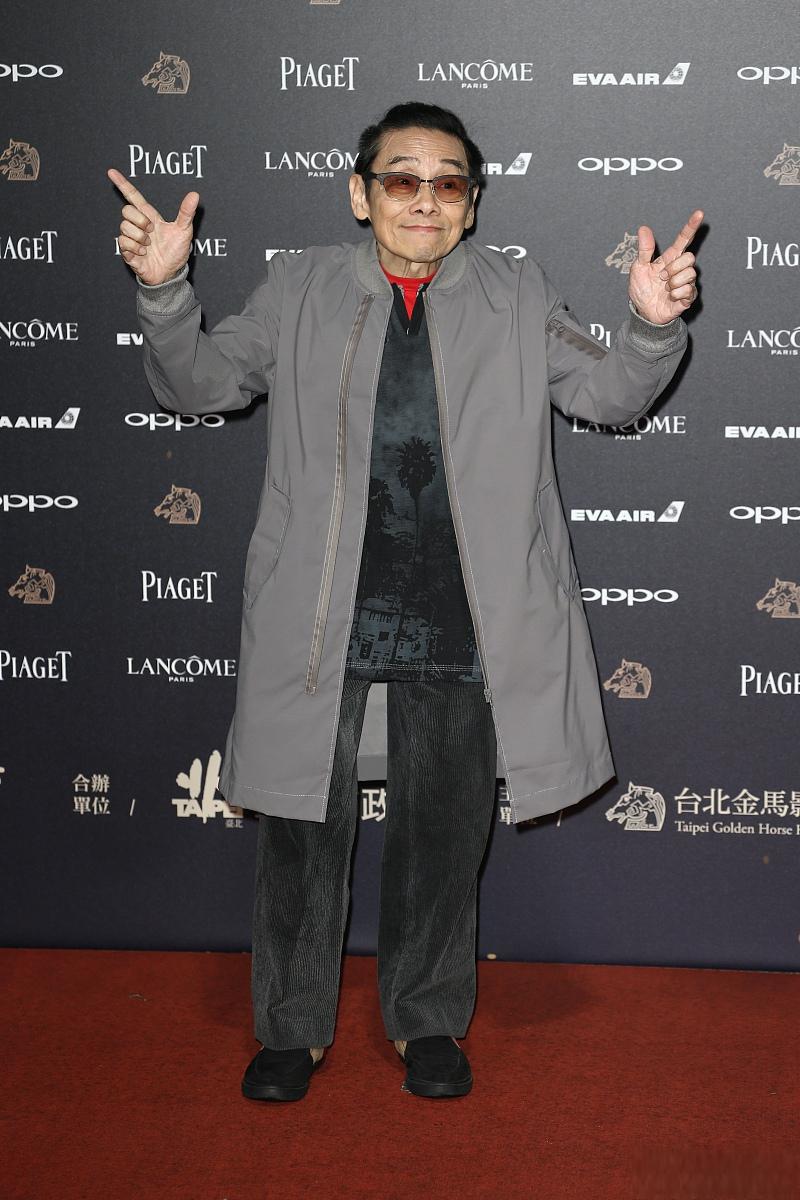 coco:爱情市场上的不平等交易 coco与谢贤的爱情故事充满了曲折和多元