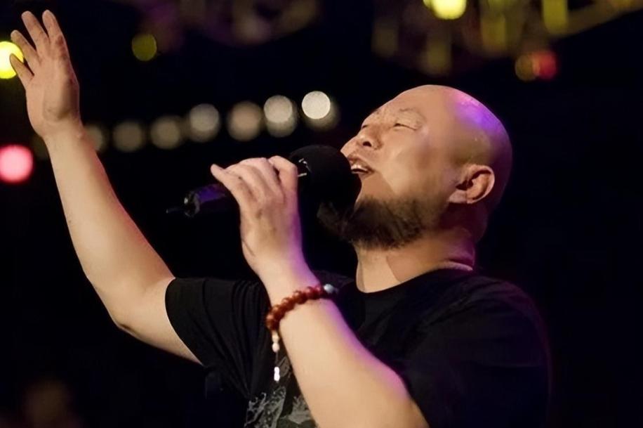 名歌手火风:艺道人生 火风,原名霍烽,勇闯广州歌坛,收获娇妻爱子,感情