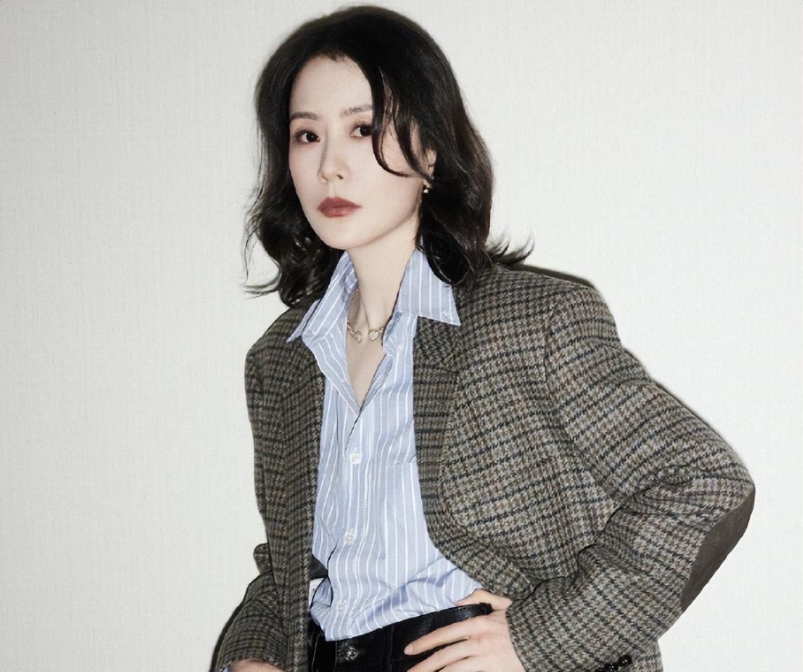 女星红毯造型大比拼:孙俪,海清,马伊琍谁更胜一筹?