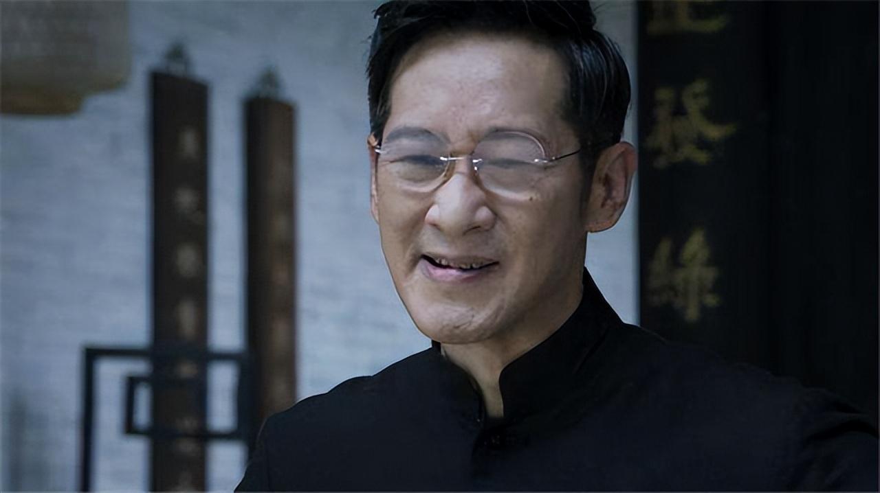 老戏骨王劲松怒斥粉丝 王劲松怒斥粉丝用他照片当头像,被网友质疑后删