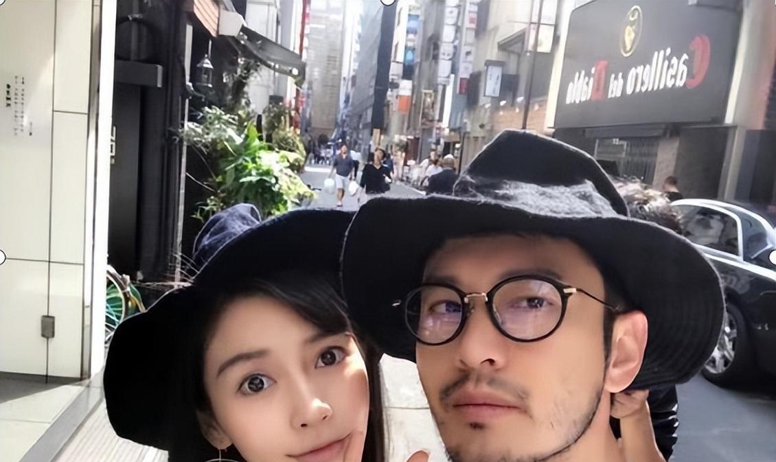 黄晓明带儿子回青岛庆祝姥姥95岁生日 黄晓明带儿子小海绵回青岛庆祝