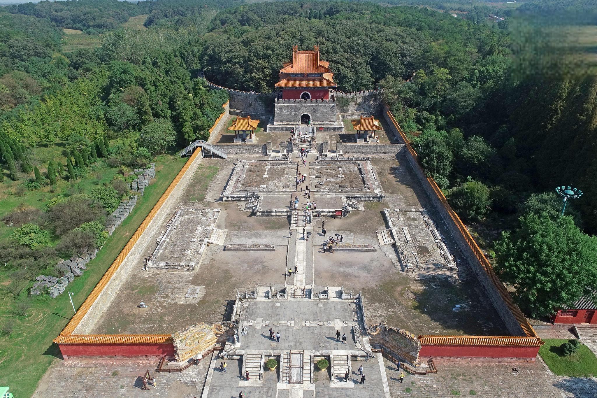 北京明十三陵简介图片