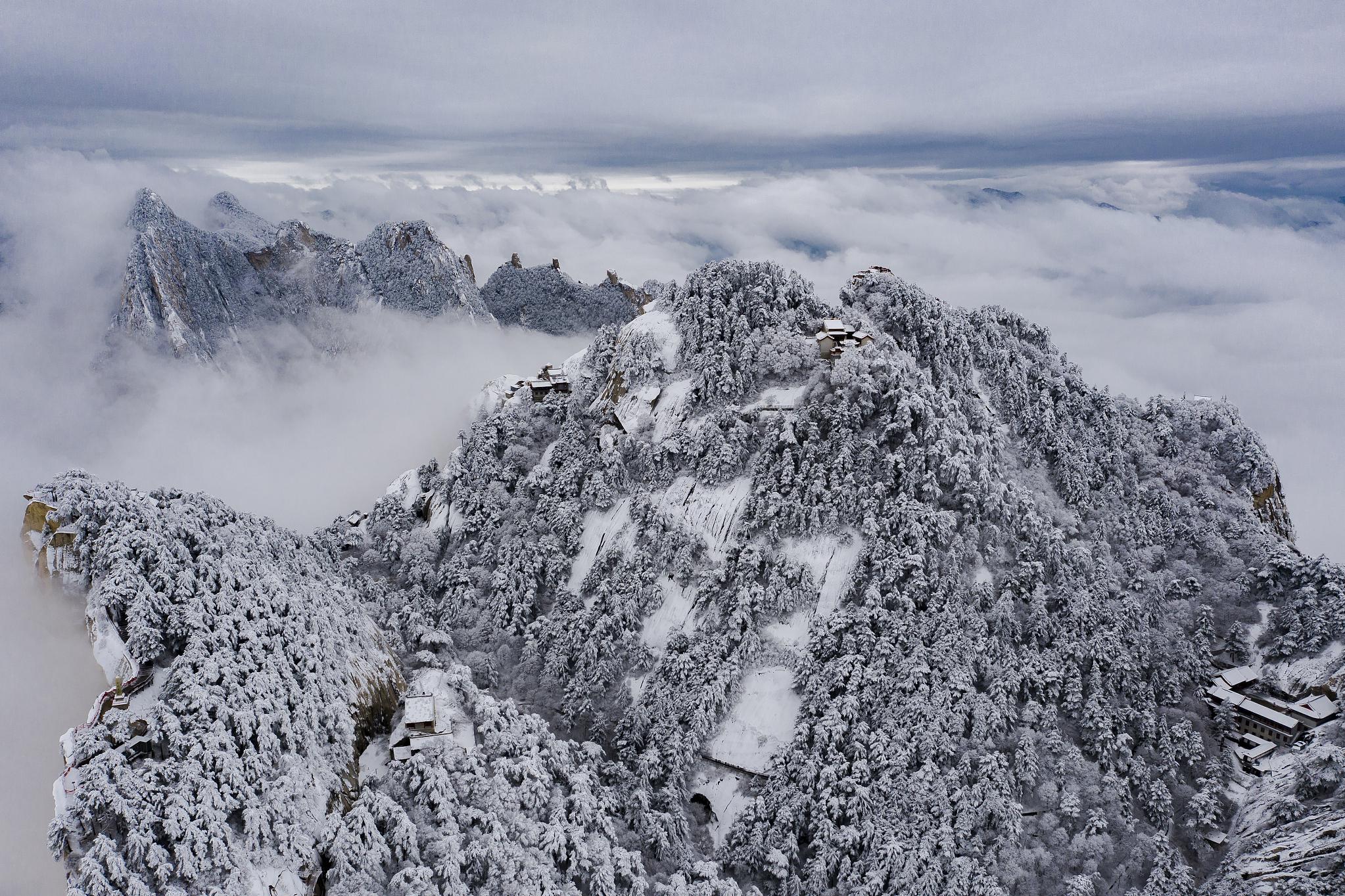 庐山下雪图片图片