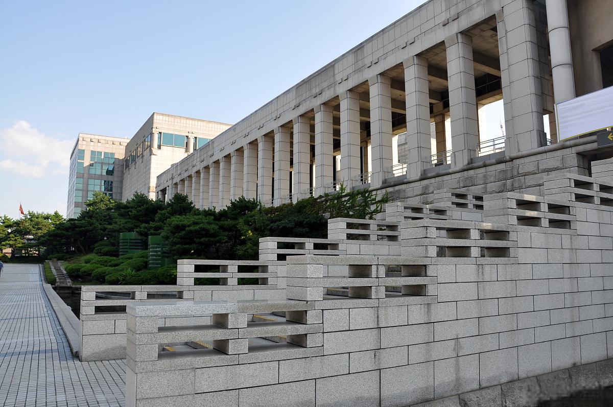 青春的回忆,汕头大学 在广东省汕头市金平区的大学路243号,有一个地方