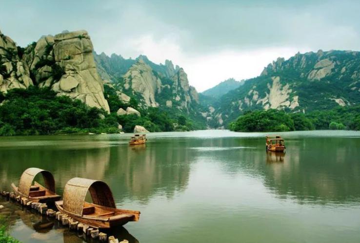 薄山湖:一个备受瞩目的小众景区 河南是一个文化底蕴深厚的省份,拥有