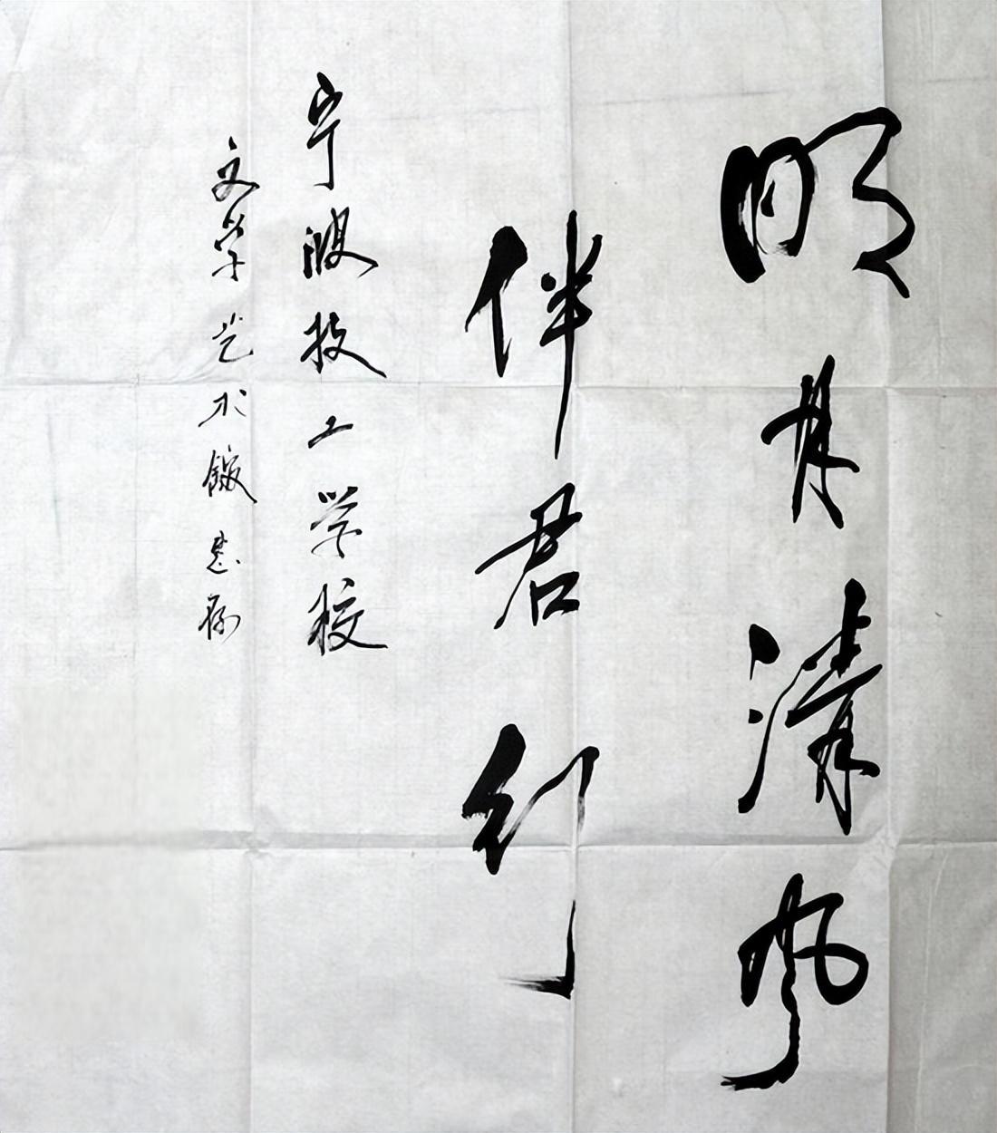 阎肃:一生创作千作品却未留遗嘱 阎肃是一位涉足歌曲,京剧,话剧,诗词