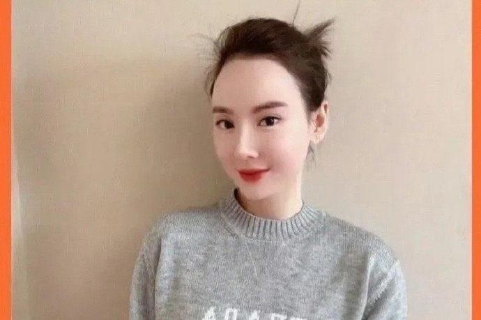 男篮杨鸣老婆图片