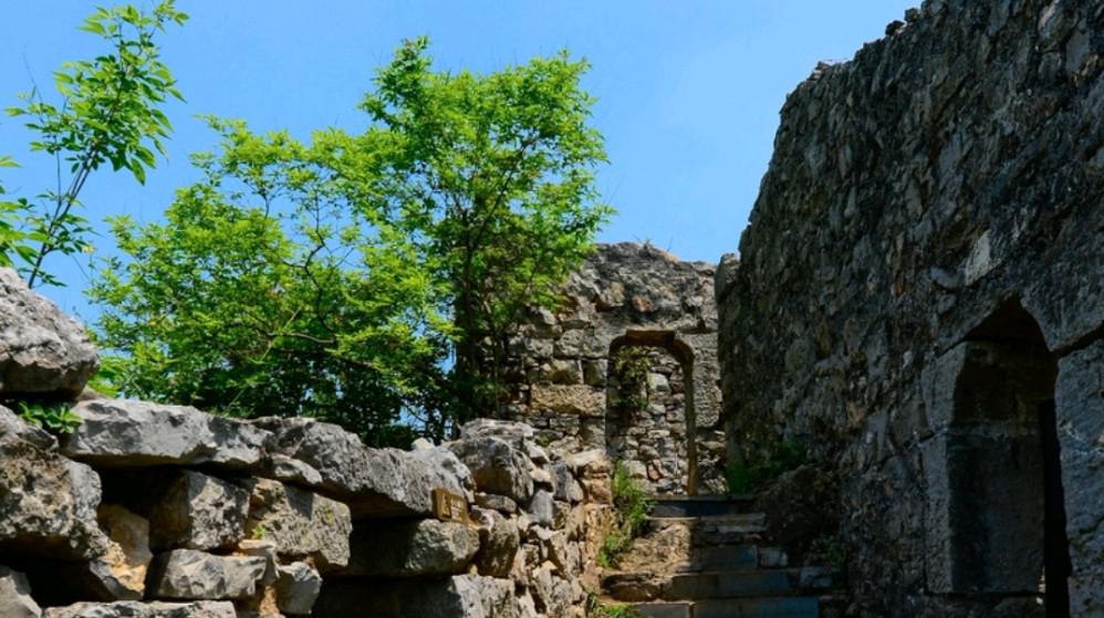 探秘历史与自然的和谐之地——盛家寨 盛家寨,深藏于随州市随县新城