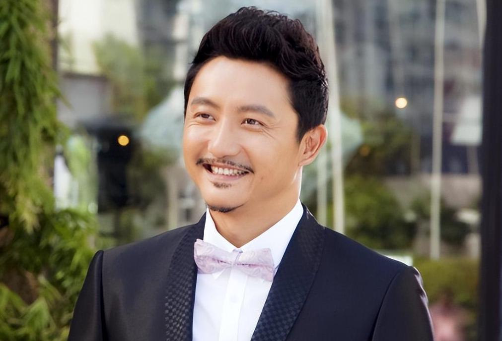 低调20年,坚持初心,终获幸福 国家一级演员涂松岩,凭借《双面胶》中