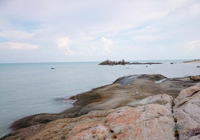 盐洲岛位于惠东县的东南端,是珠三角地区备受瞩目的旅游,徒步和摄影