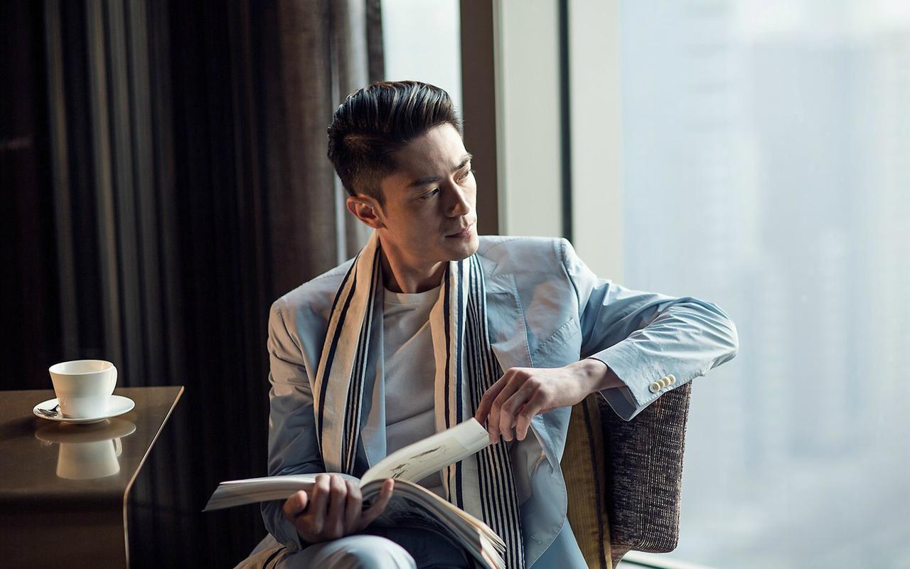 演艺事业和音乐才华 霍建华,台湾演艺界的璀璨星辰,以深情的眼神