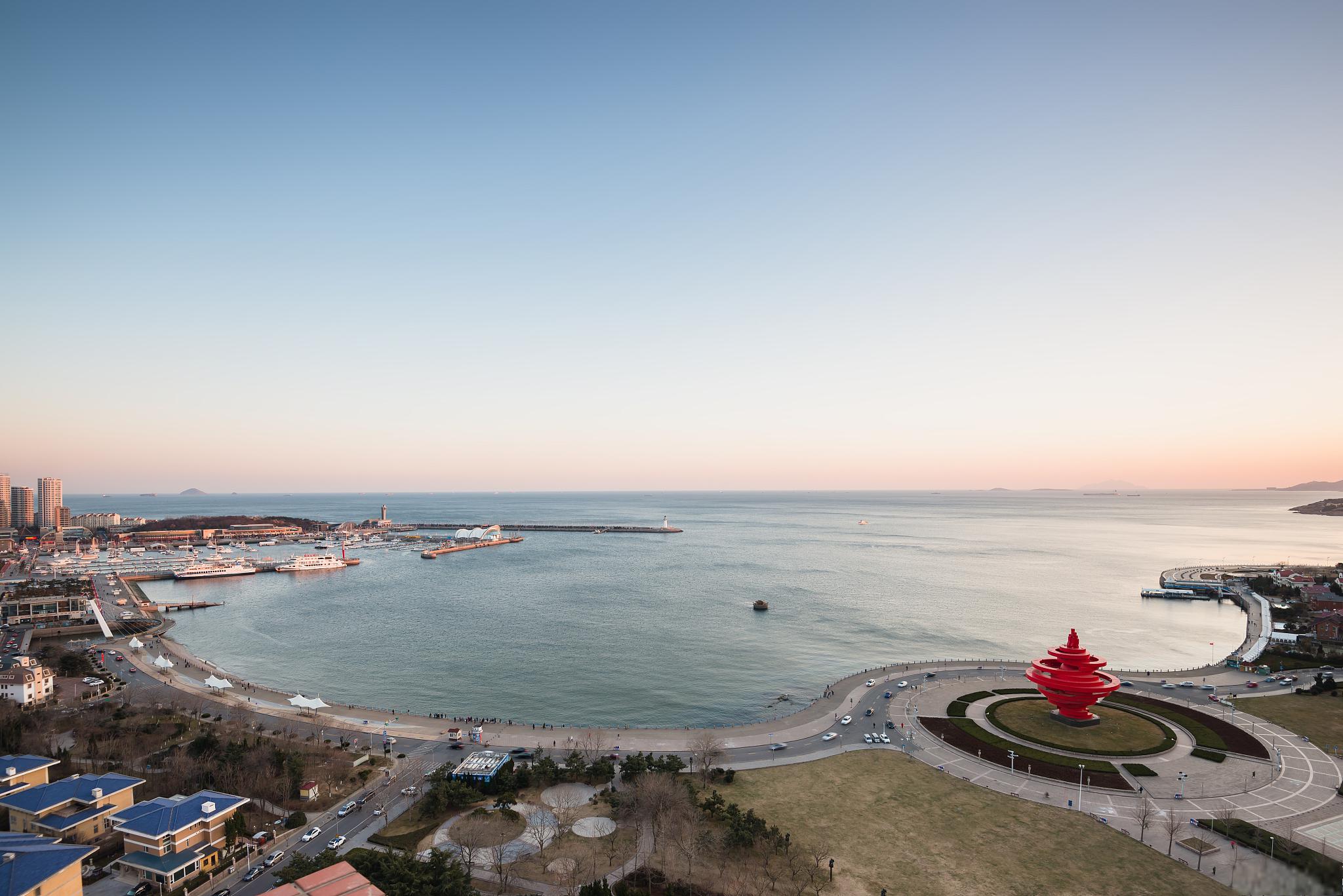 鲅鱼圈旅游区:与大自然的约会 鲅鱼圈旅游区位于营口市东南部,拥有得
