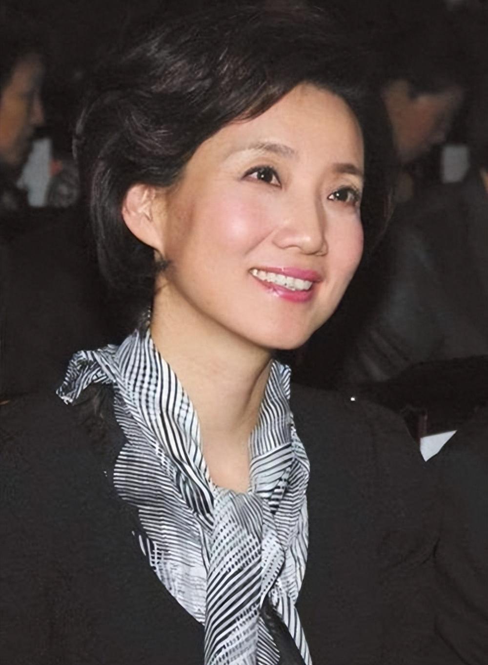 李修平三婚图片