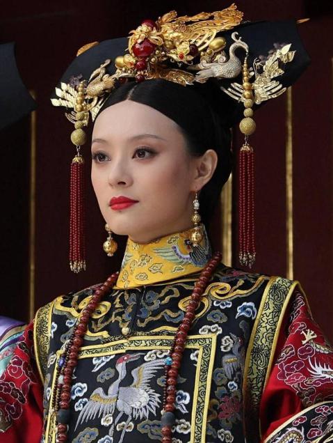 孙俪红毯大妈门:郑晓龙一语中的!