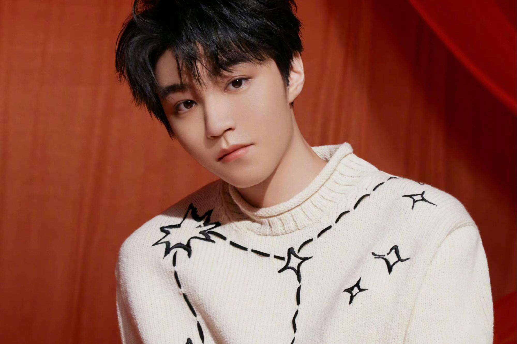 王俊凯,易烊千玺与王源:娱乐圈的沉浮与机遇 在时代峰峻的一代男团中