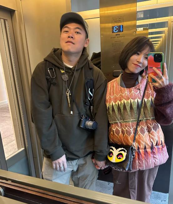 黄雅莉与丈夫甜蜜共度孕期欧洲之旅 黄雅莉和丈夫王皓在怀孕期间共同