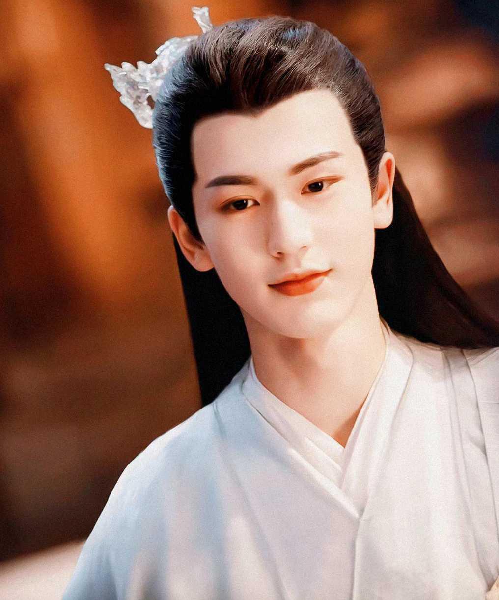 古装美男大赏:12位颜值担当,谁最让你心动?