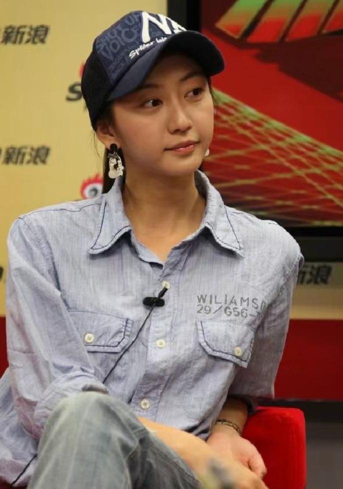 唐一菲:一个被忽略的好演员 唐一菲在饰演秦可卿时候火了一阵子,之后