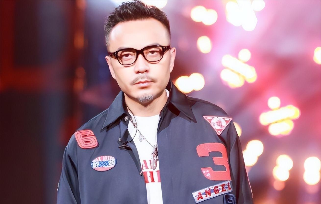 汪涵48岁:从"卫视一哥"到黯然离场的深度解析 汪涵,这位曾经的湖南