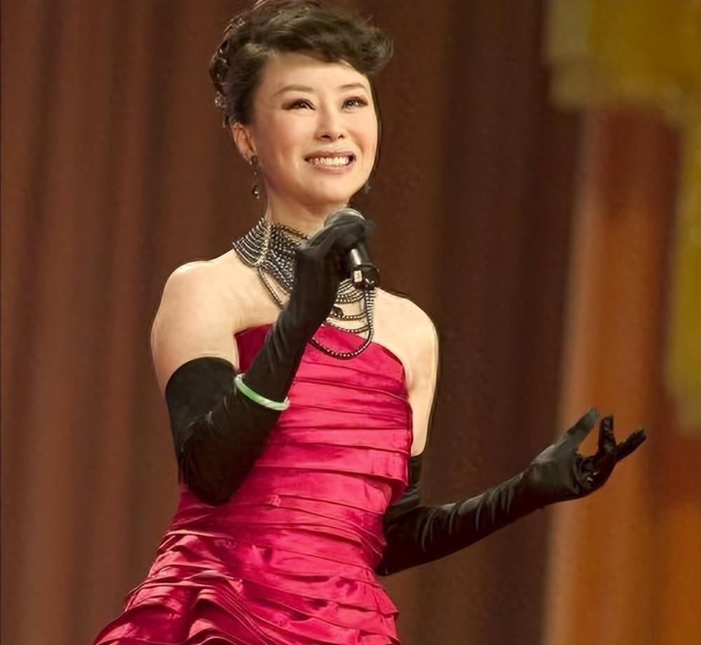历经万难,如今47岁仍孤身一人 祖海,民歌女王,9次登上春晚舞台,历经万