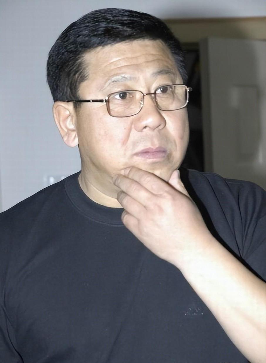 演员程煜:30年无怨无悔照顾白血病弟弟 程煜是演艺圈的老戏骨,扮演过