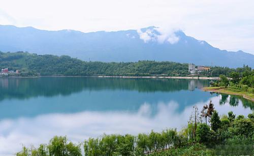 四川凉山马湖风景区图片