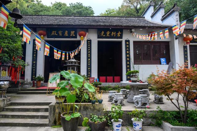 探秘庐州第一福地——龙泉古寺 龙泉古寺,位于合肥肥东群山之间,是