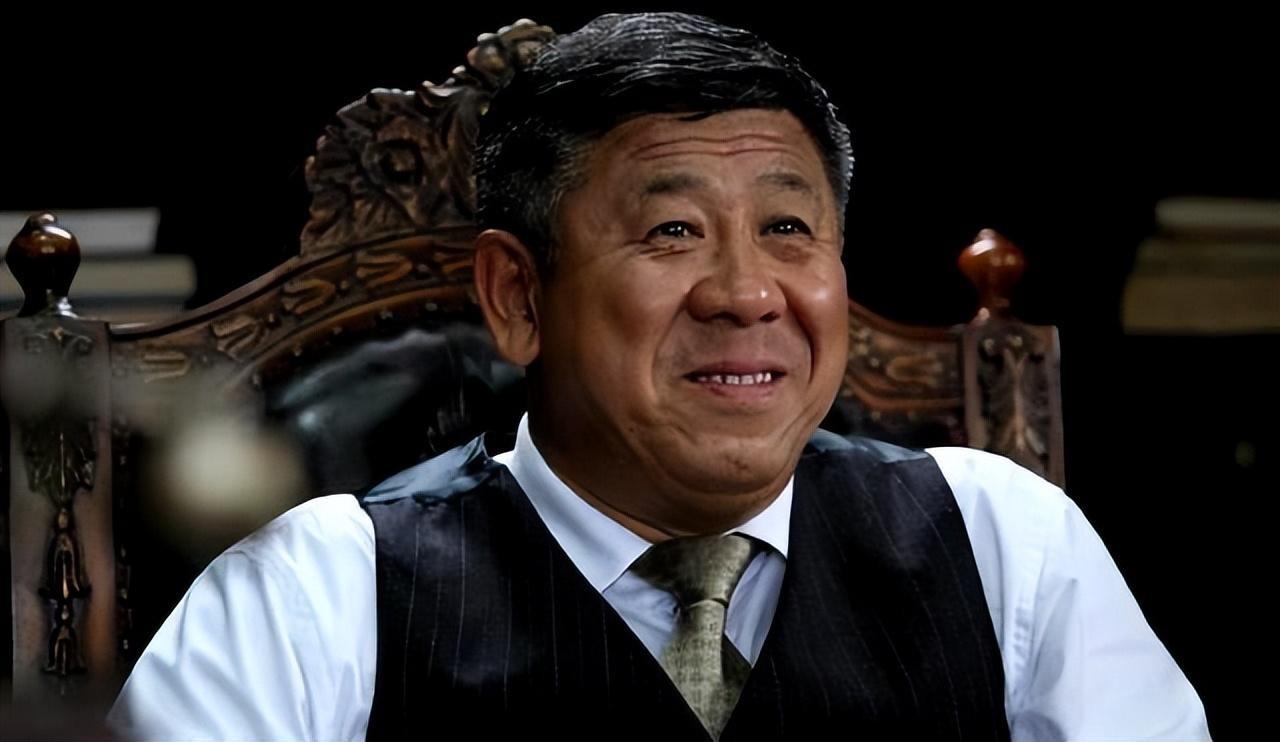 演员程煜:从家庭困境到娱乐圈焦点,人生如戏的精彩传奇 演员程煜,这个