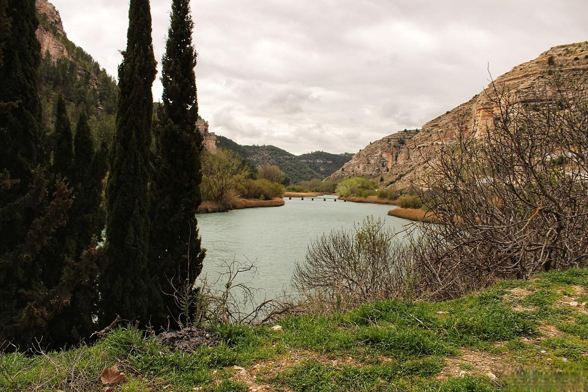 宽甸黄椅山森林公园:探索大自然的神奇 宽甸黄椅山森林公园位于葫芦岛