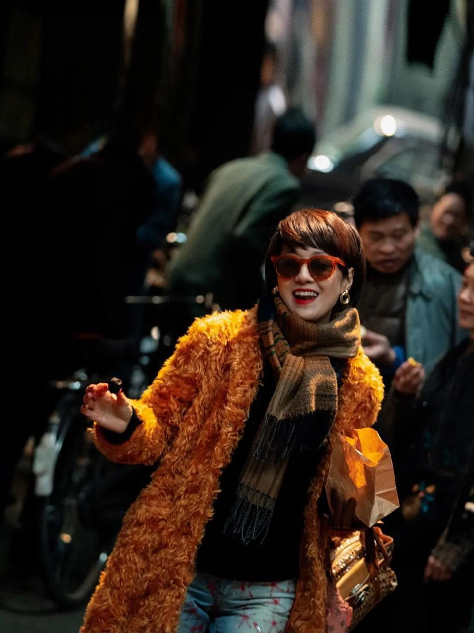 史依弘惊艳京剧演出:繁花中的神秘魅力 繁花》中史依弘的惊艳出场