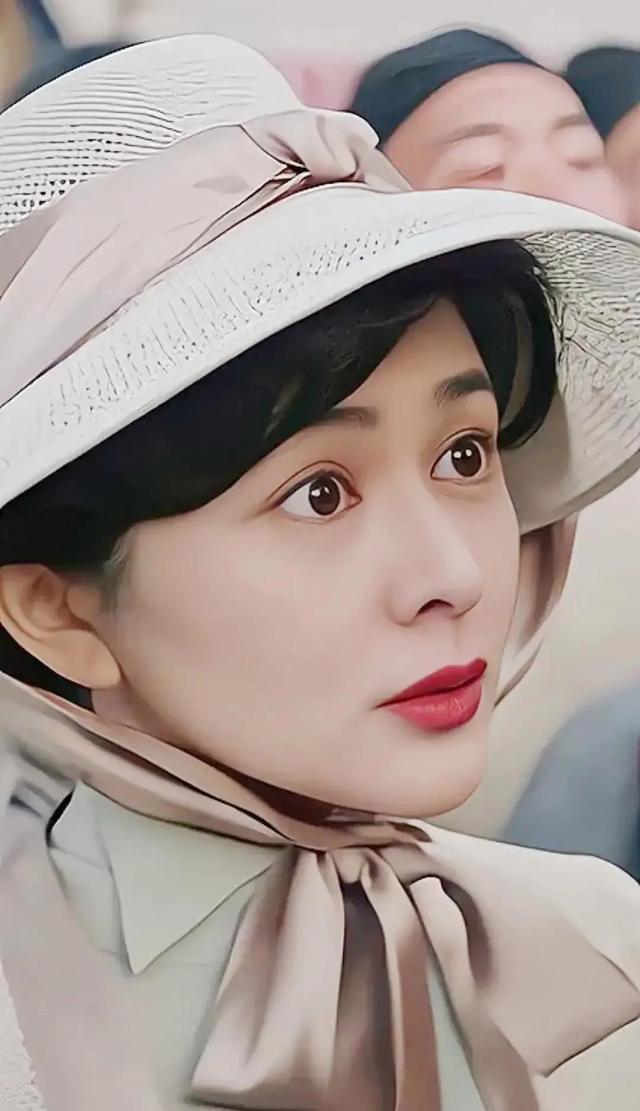 80年代港风美人:美到窒息的绝代芳华 80年代的港圈,是一个星光璀璨的