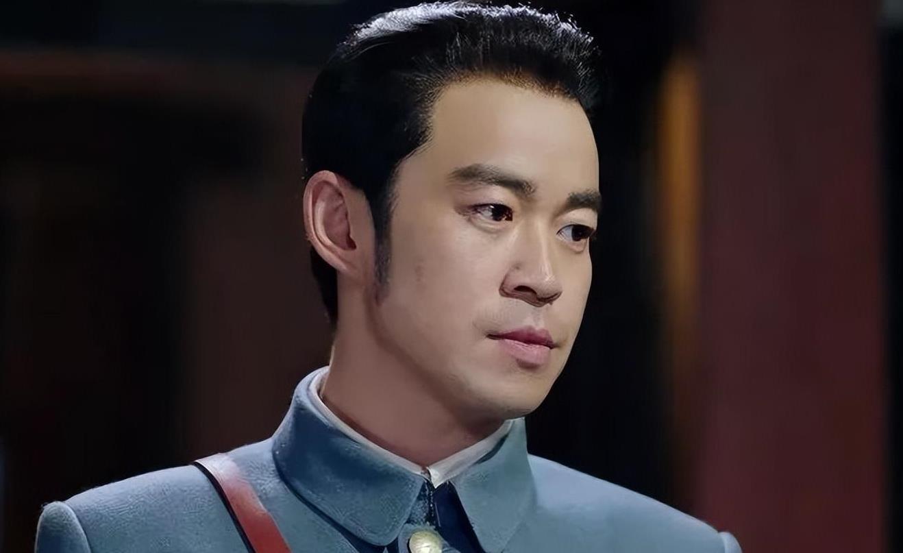 田雷:演技与才华并存 田雷,电影圈里的"百变大咖",无论是在《驴得水》