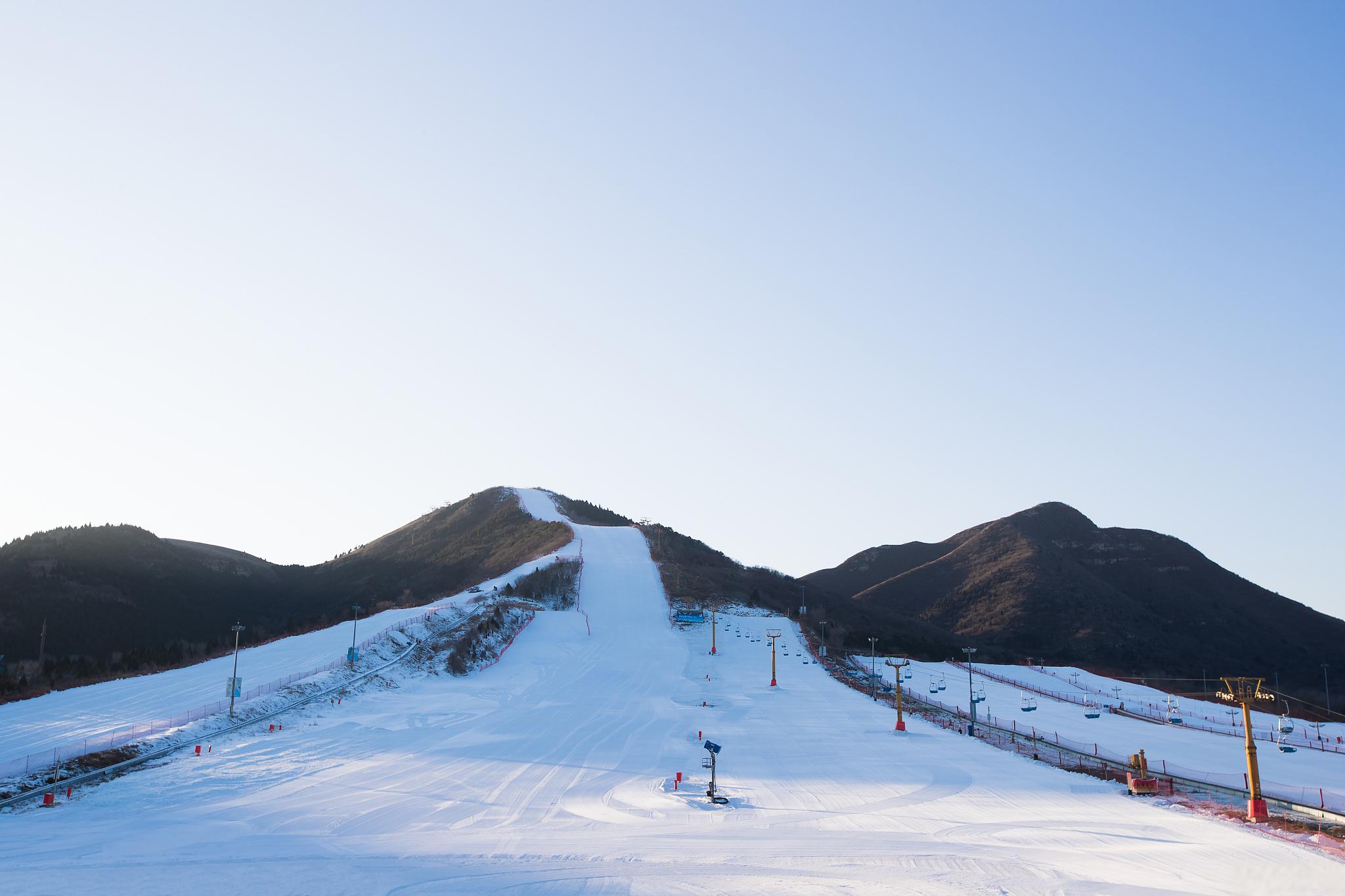 乌鲁木齐蓝天滑雪场图片