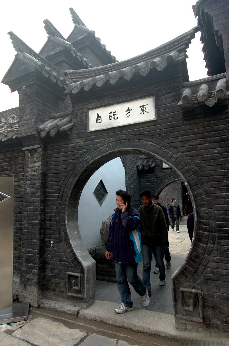 欢迎来到棣花古镇,这是一个隐藏在陕西商洛市丹凤县的历史瑰宝