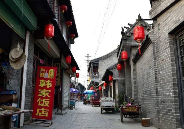南阳古镇:时光遗忘的角落 南阳古镇位于山东省济宁市微山县,是一座