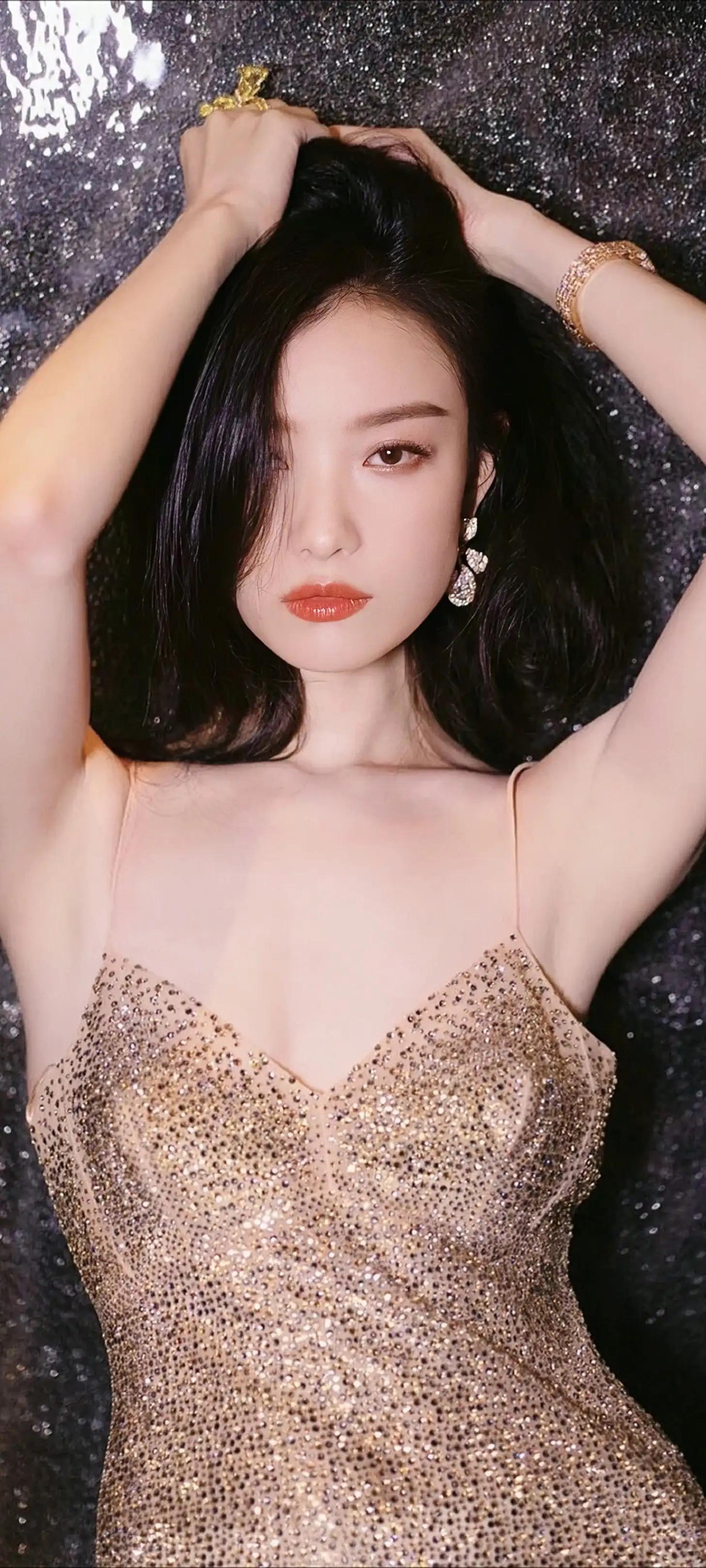 倪妮精美高清壁纸:绝美画面,让心情瞬间愉悦 这组美女系列壁纸中,倪妮