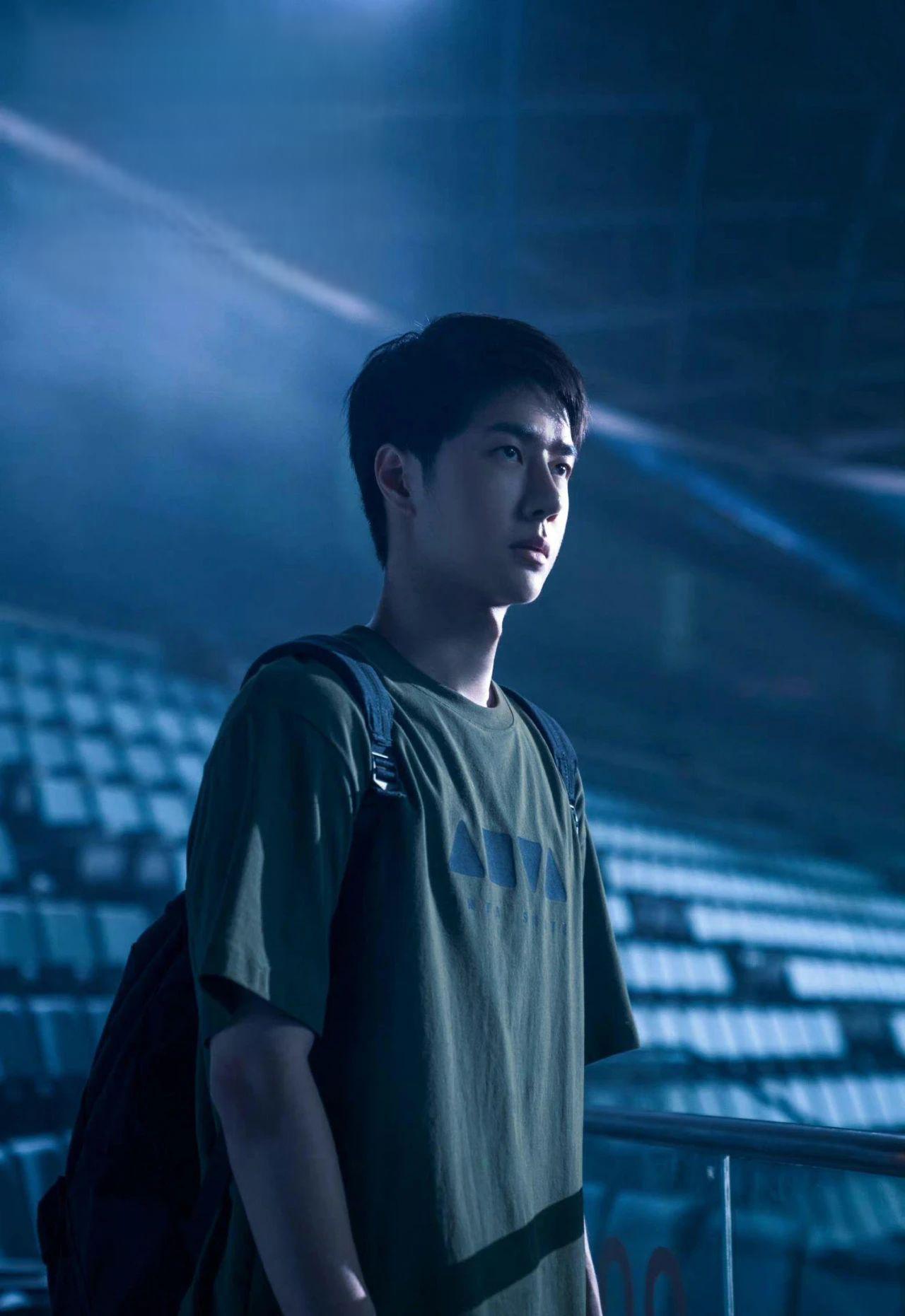 王一博2023年十大热搜的上榜次数最多 2023年,王一博在演艺事业上取得