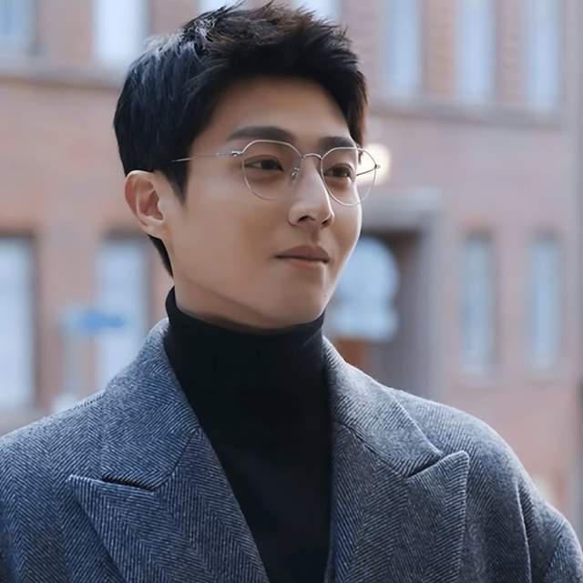 在暴雪时分》男三号江杨 江杨是《在暴雪时分》