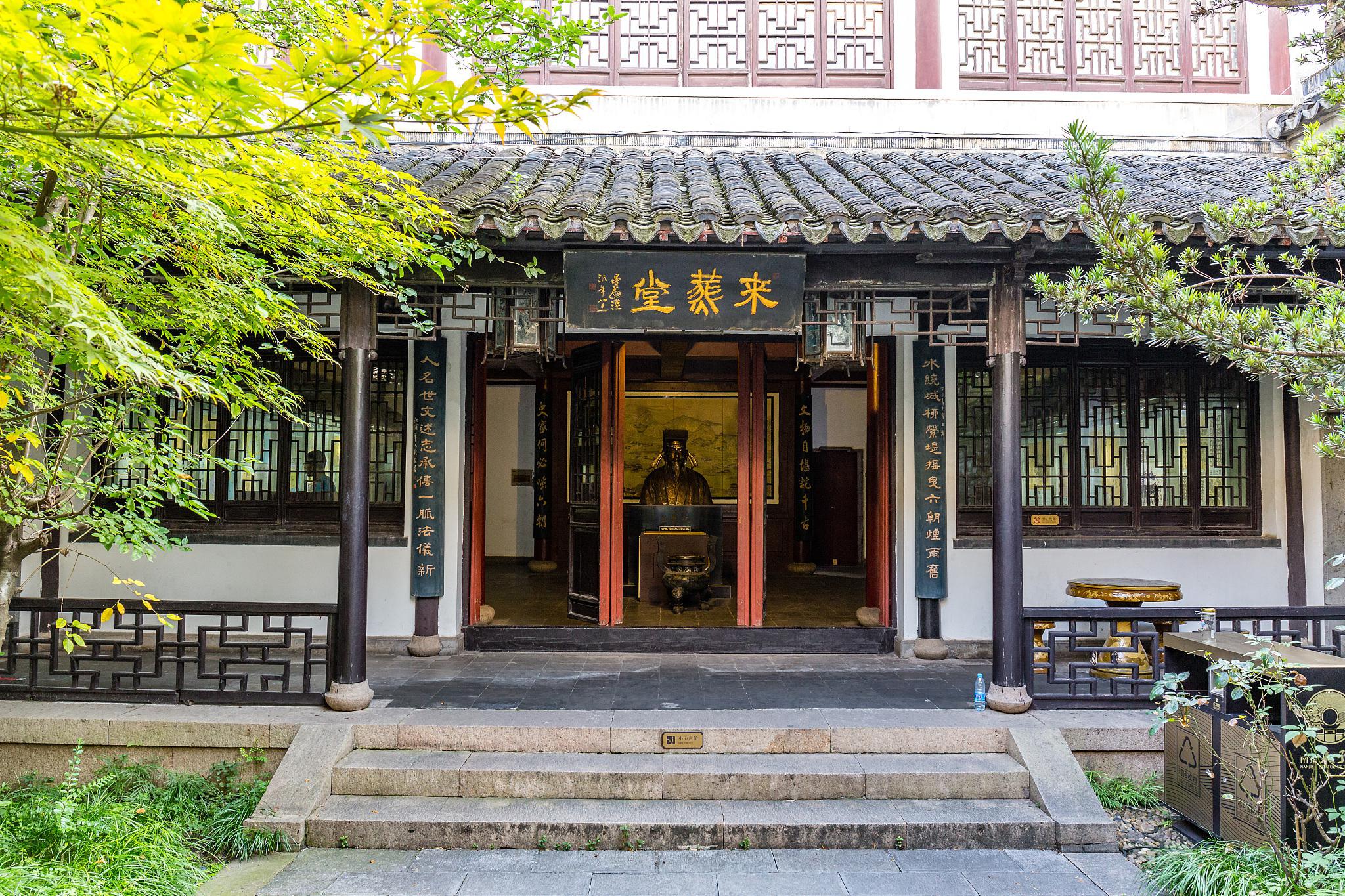 杜甫草堂:成都的瑰宝 杜甫草堂是中国文学的圣地,也是中国文化的宝库.