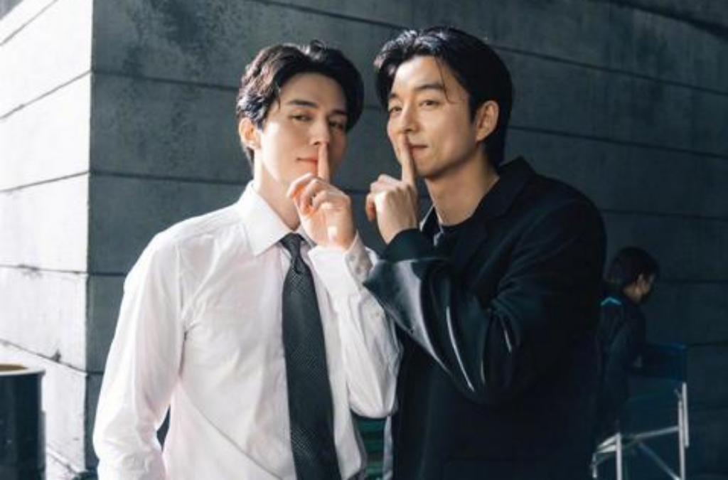 李栋旭:孔刘的陪伴让我找回自我,坚定演艺之路 李栋旭在罗pd的直播中