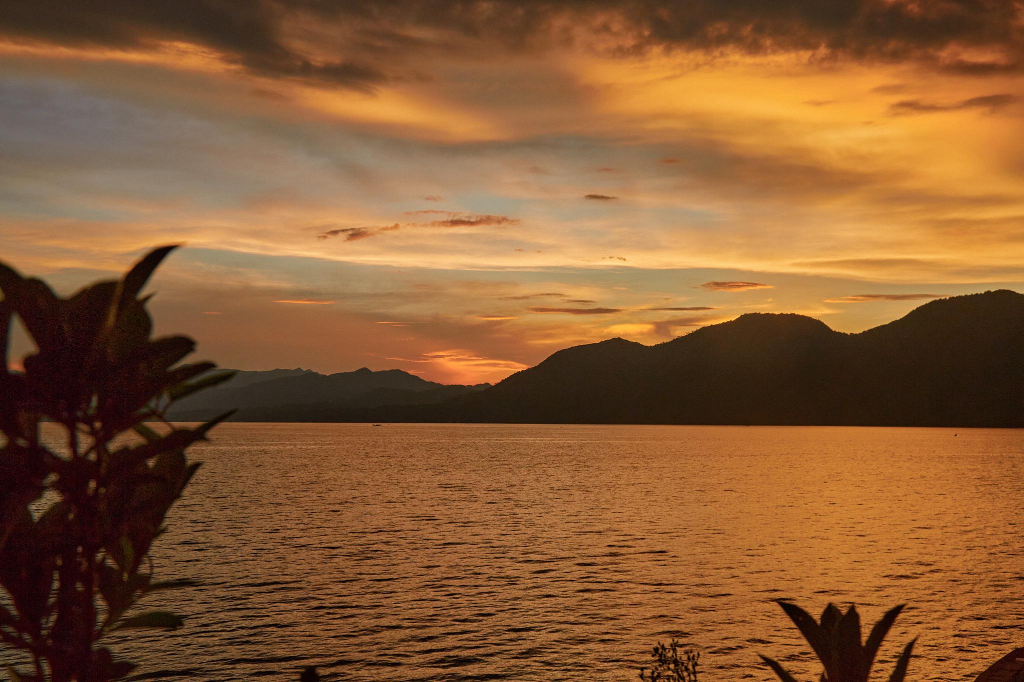太平湖:安徽的一颗璀璨明珠 太平湖位于安徽省黄山市黄山区,是安徽的
