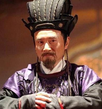 少年杨家将》:潘影的命运 潘影的命运充满了悲剧,她在命运的漩涡中