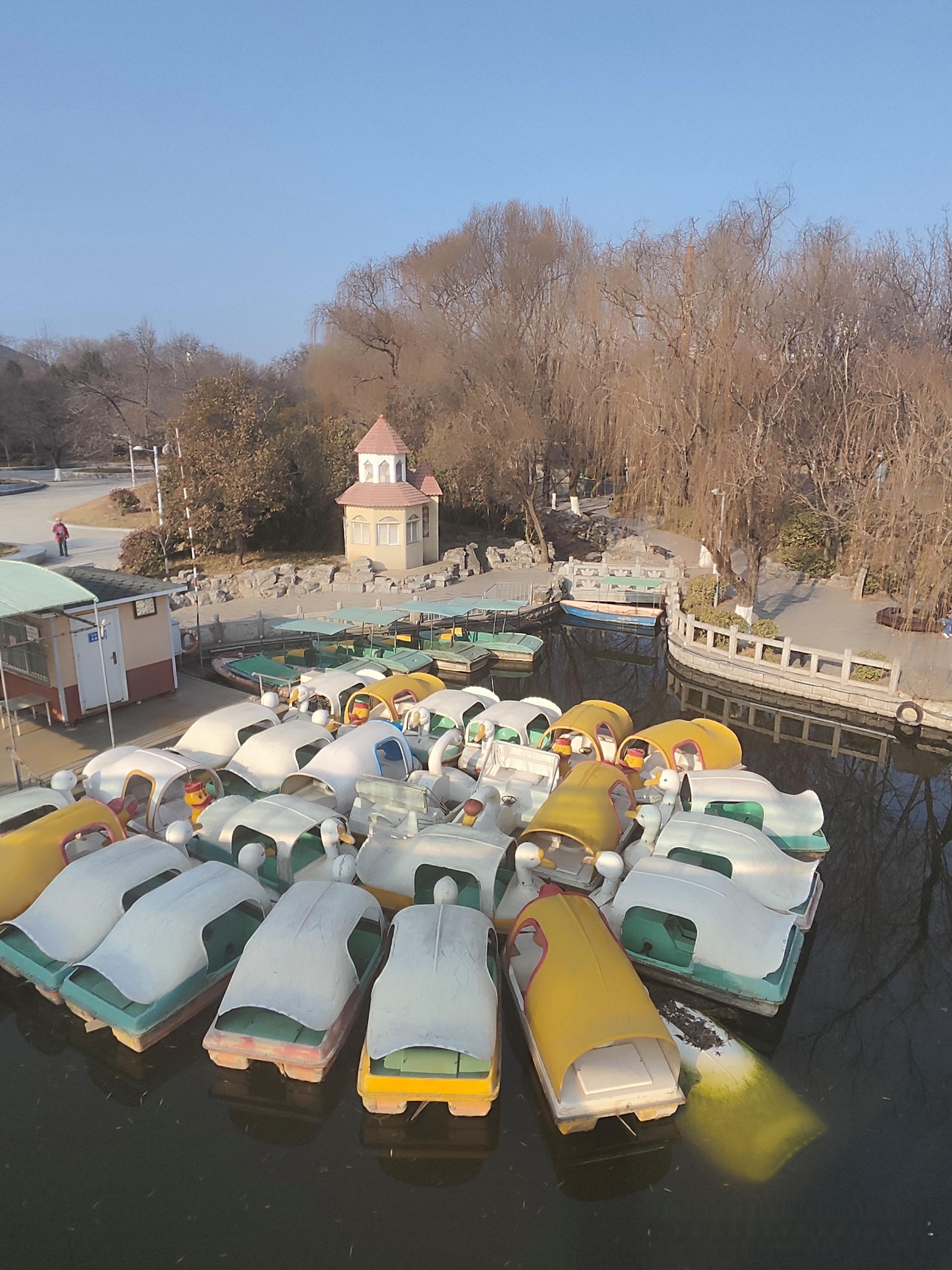 山东玉泉山:佛教与自然风景的完美融合 山东玉泉山景区自然风光秀丽