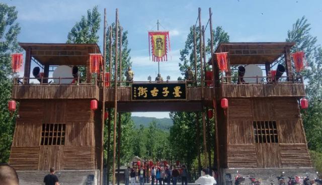 河南鲁山县的"墨子古街"古镇:命运掌握在我们手中 河南鲁山县的"墨子