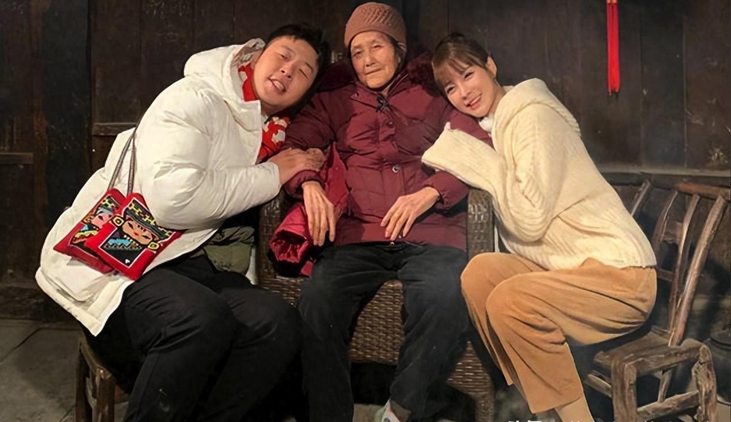 家的温暖:杜海涛带妈游沈梦辰老家 杜海涛和妈妈在沈梦辰的老家,感受