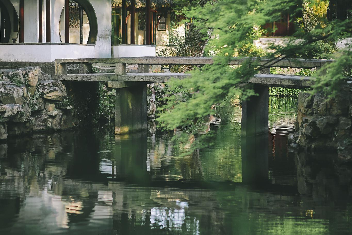 拙政园:苏州的璀璨明珠 拙政园是苏州的5a级景区,也是中国四大名园