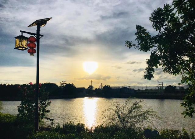 揭阳山湖村:亿万级美丽新农村的华丽转身 山湖村是广东省揭阳市揭西县