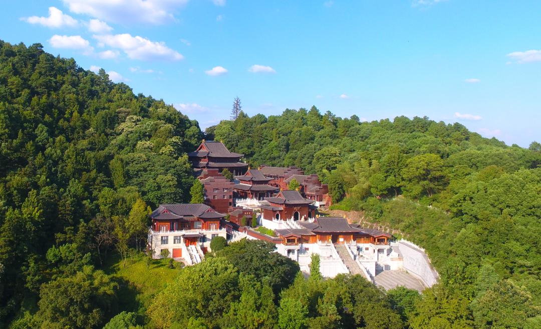 湘潭:湖南的心脏地带 湘潭,这片土地藏着无尽的自然美景和历史宝藏.